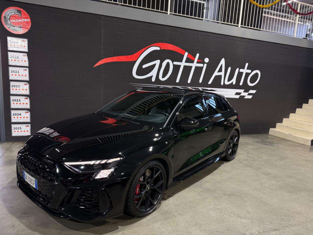 Audi RS3 TOTAL BLACK TETTO MATRIX