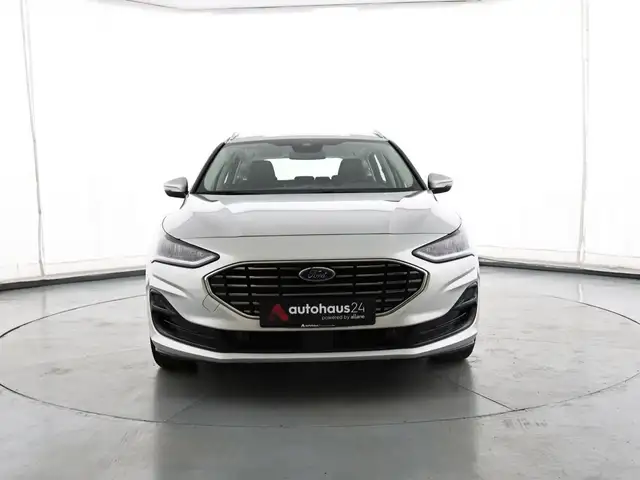 Ford Focus view 2