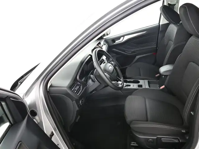 Ford Focus view 8
