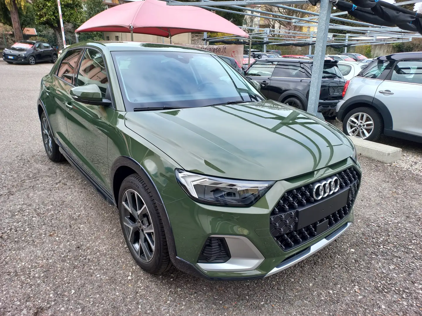 Audi A1 allstreet 25 1.0 tfsi 95cv Verde - 1