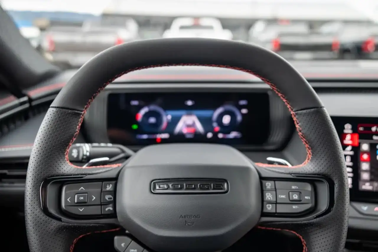Dodge Charger 2026 — фото 14
