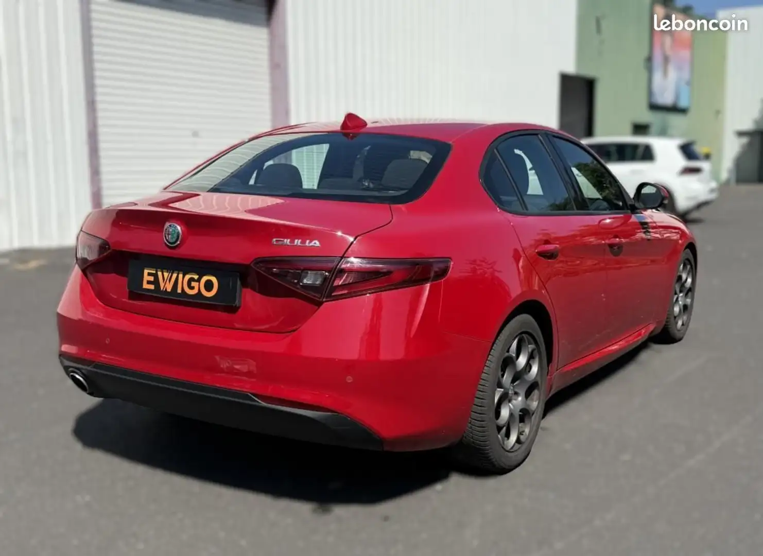 Alfa Romeo Giulia 2.2 JTDM 150 PACK BUISINESS RADAR AV-AR Rouge - 2