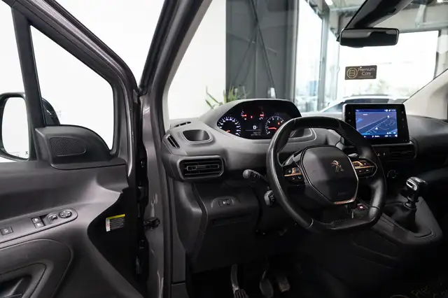 Peugeot Partner view 10