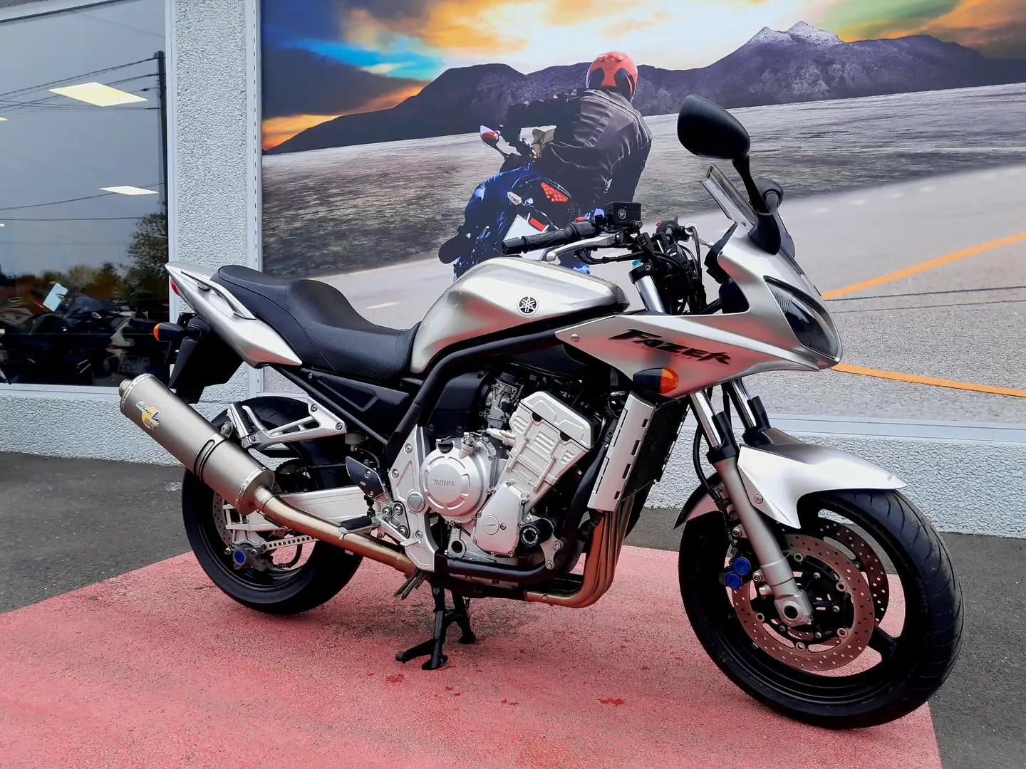 Yamaha FZS 1000 FAZER 1000 - 2
