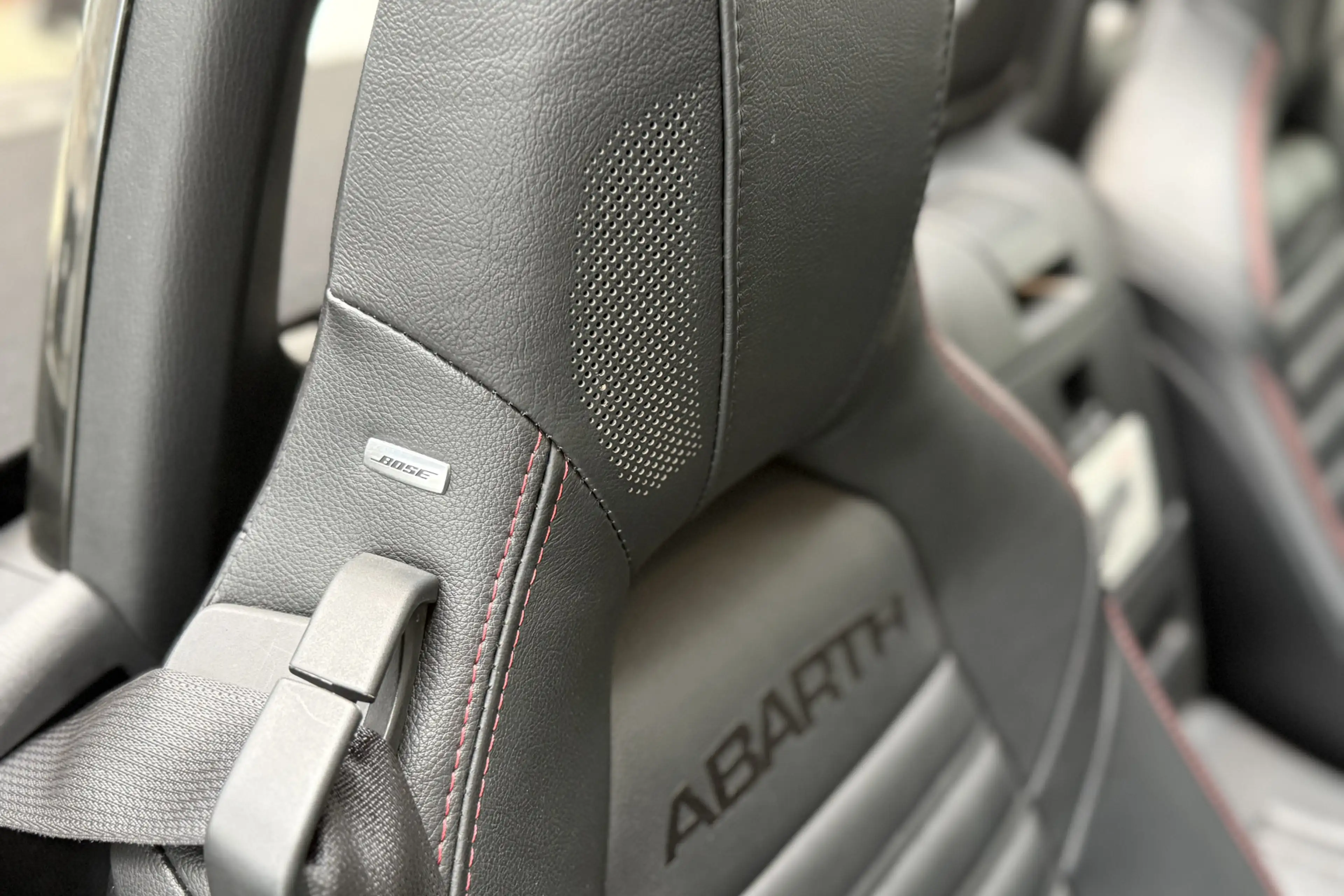 Fiat 124 Spider 1.4 MultiAir Turbo Abarth Scuderia Tuning — photo 36
