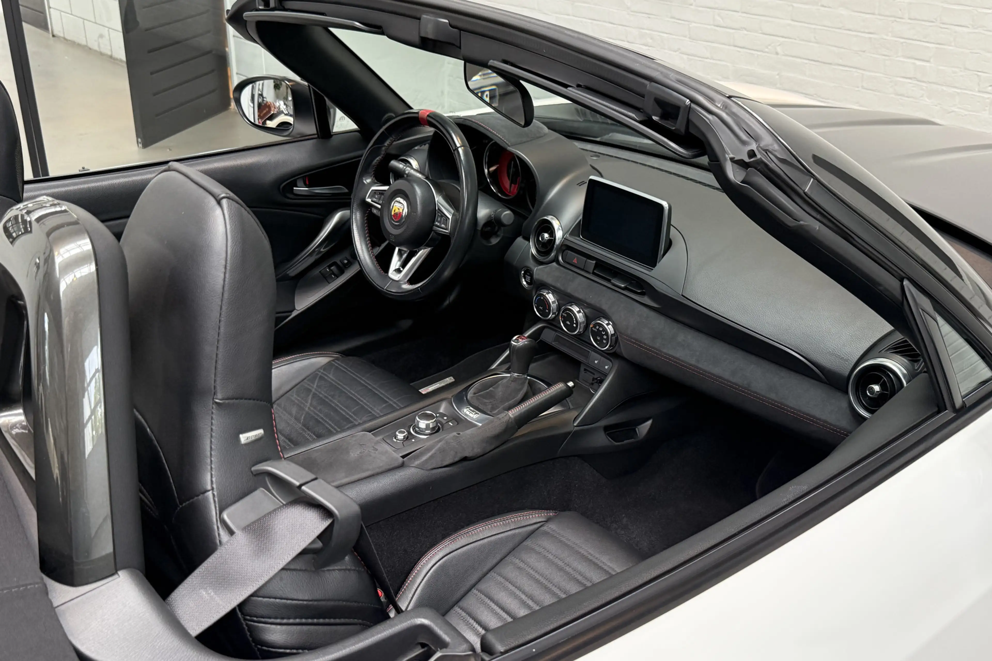 Fiat 124 Spider 1.4 MultiAir Turbo Abarth Scuderia Tuning — photo 39