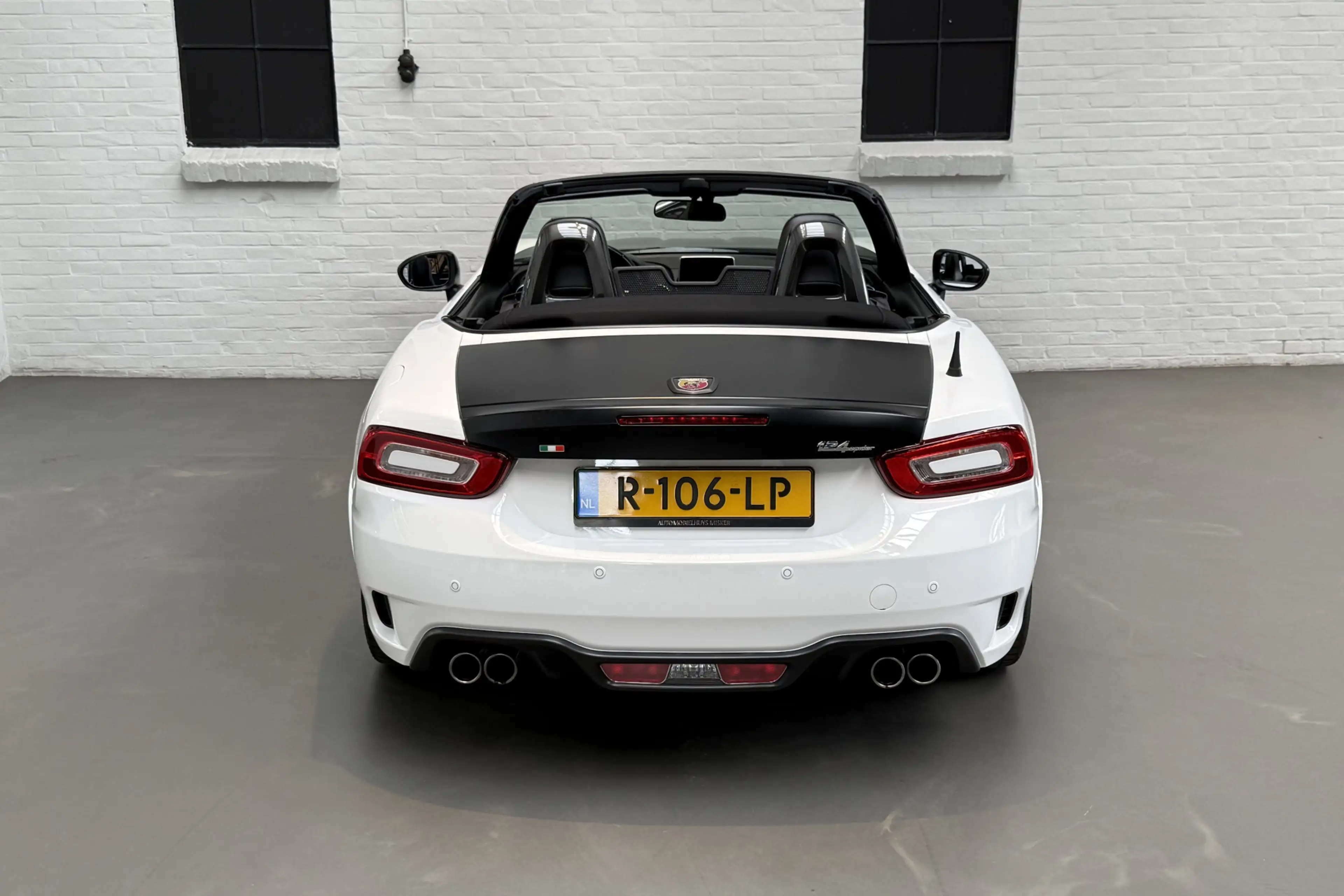Fiat 124 Spider 1.4 MultiAir Turbo Abarth Scuderia Tuning — photo 44