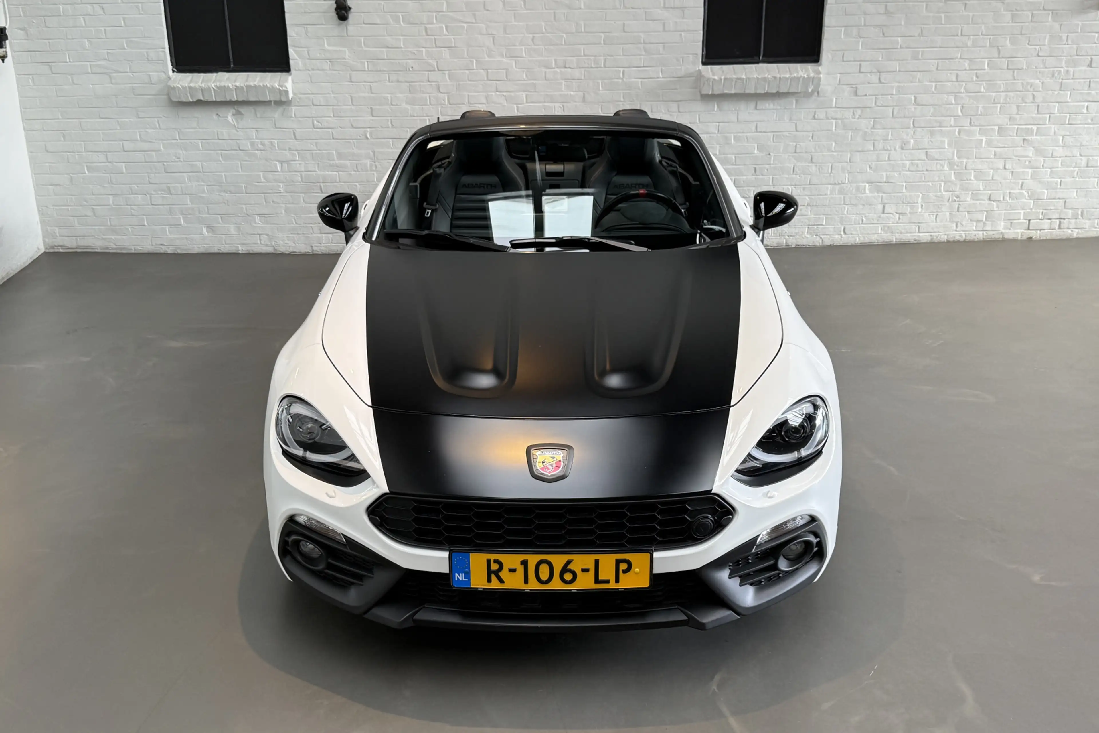 Fiat 124 Spider 1.4 MultiAir Turbo Abarth Scuderia Tuning — photo 49