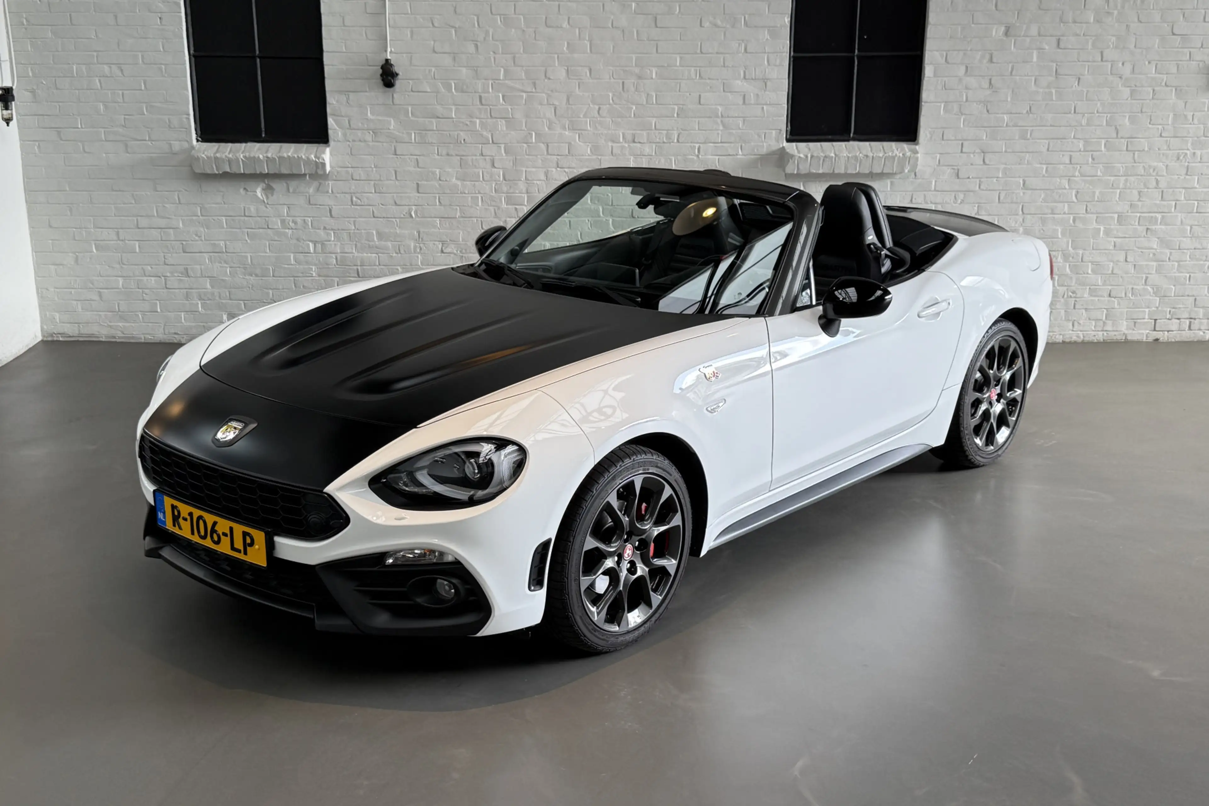 Fiat 124 Spider 1.4 MultiAir Turbo Abarth Scuderia Tuning — photo 30