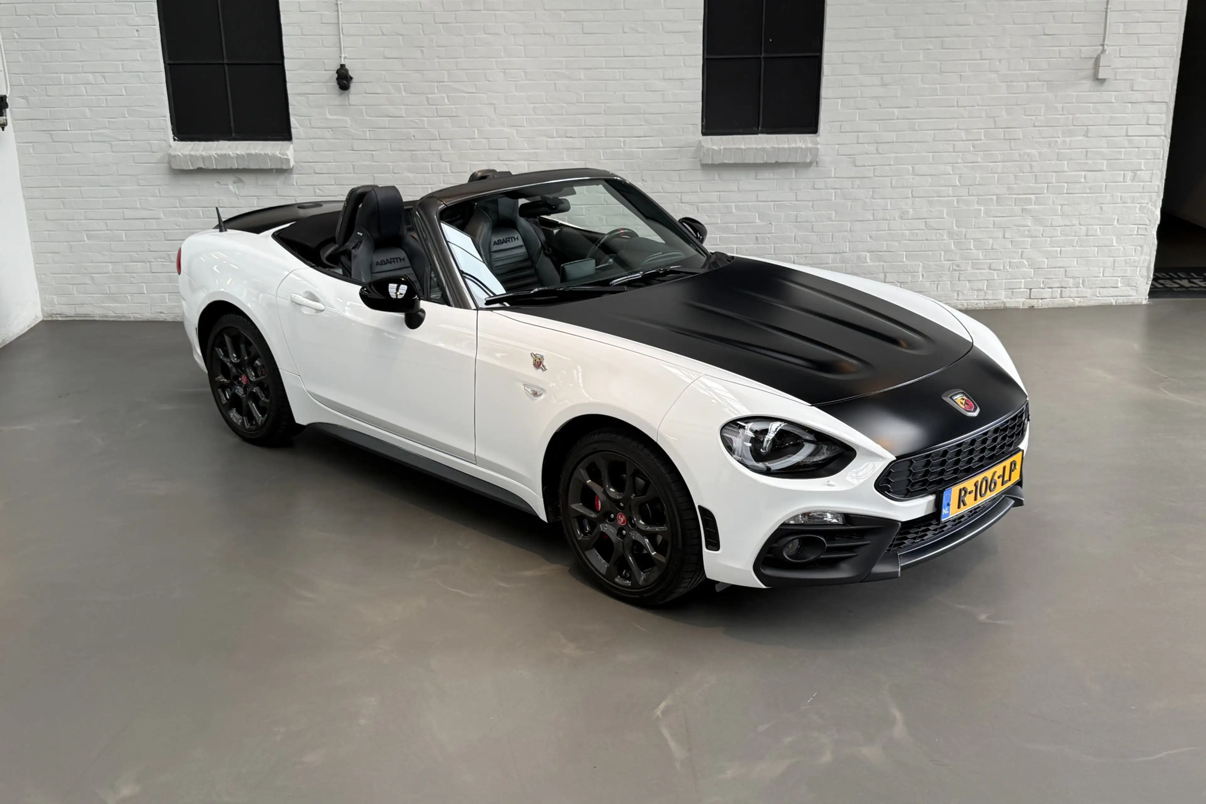 Fiat 124 Spider 1.4 MultiAir Turbo Abarth Scuderia Tuning — photo 37
