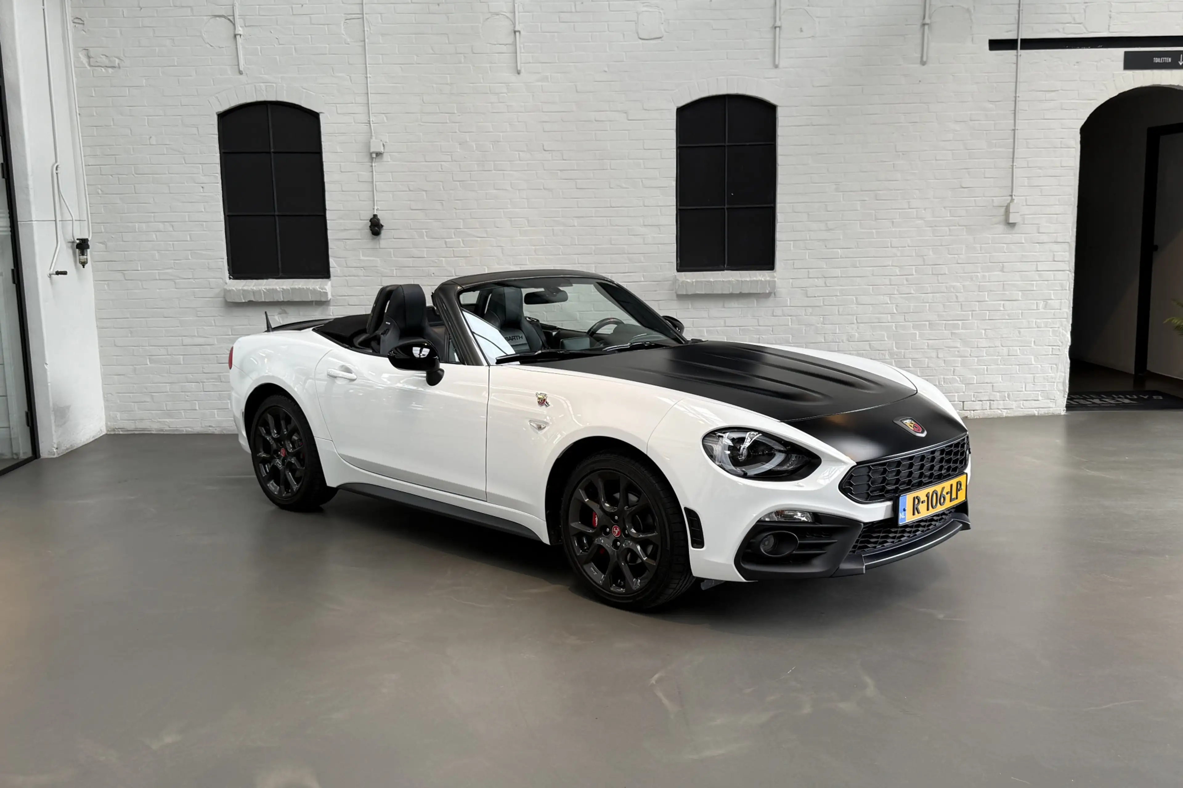 Fiat 124 Spider 1.4 MultiAir Turbo Abarth Scuderia Tuning — photo 25