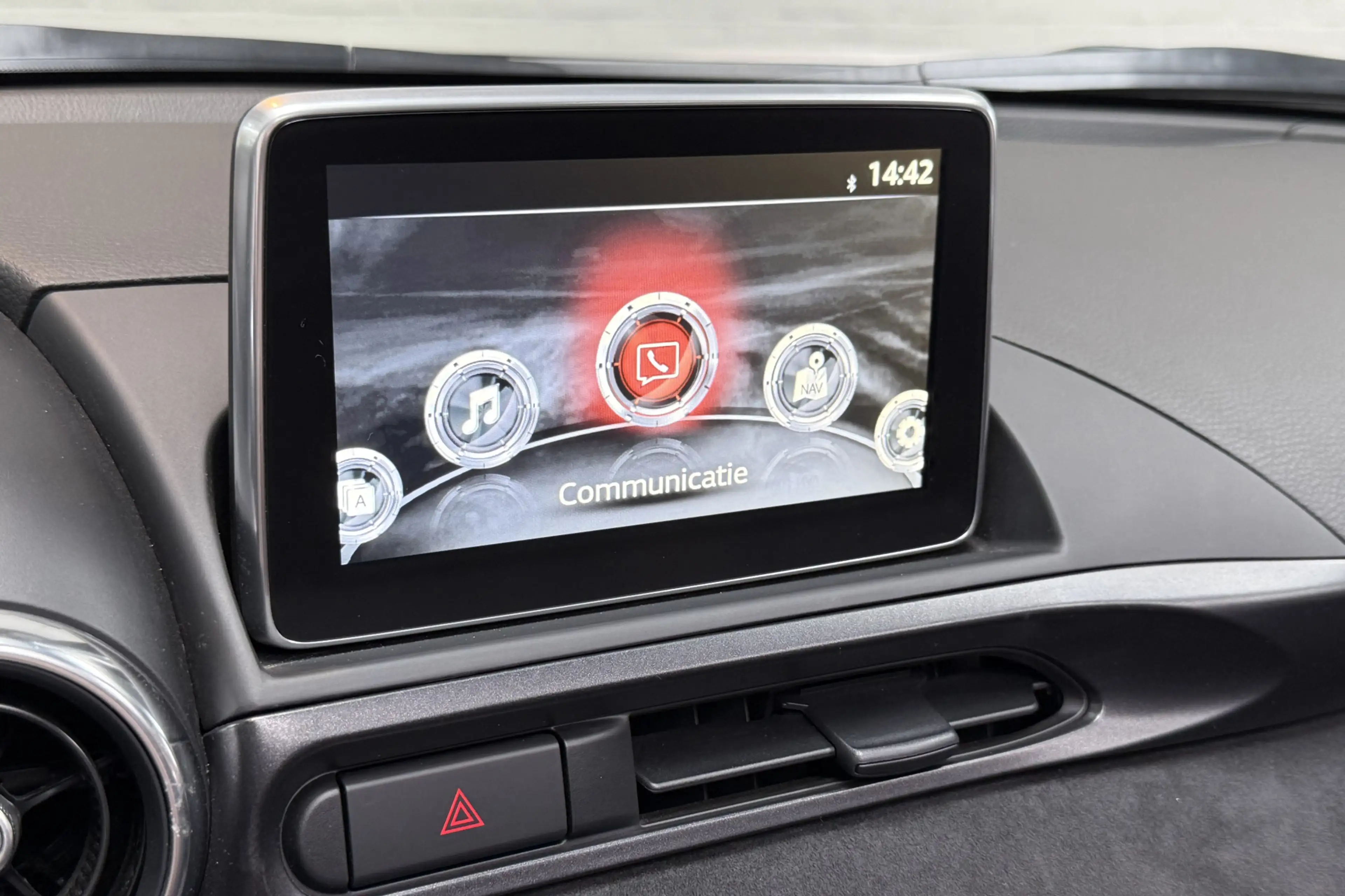 Fiat 124 Spider 1.4 MultiAir Turbo Abarth Scuderia Tuning — photo 23