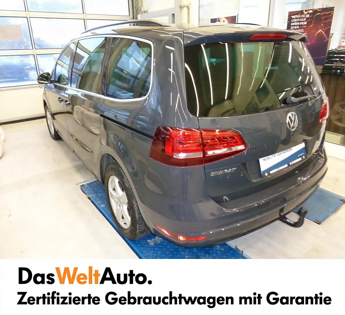 Volkswagen Sharan Business TDI SCR DSG Gris - 2
