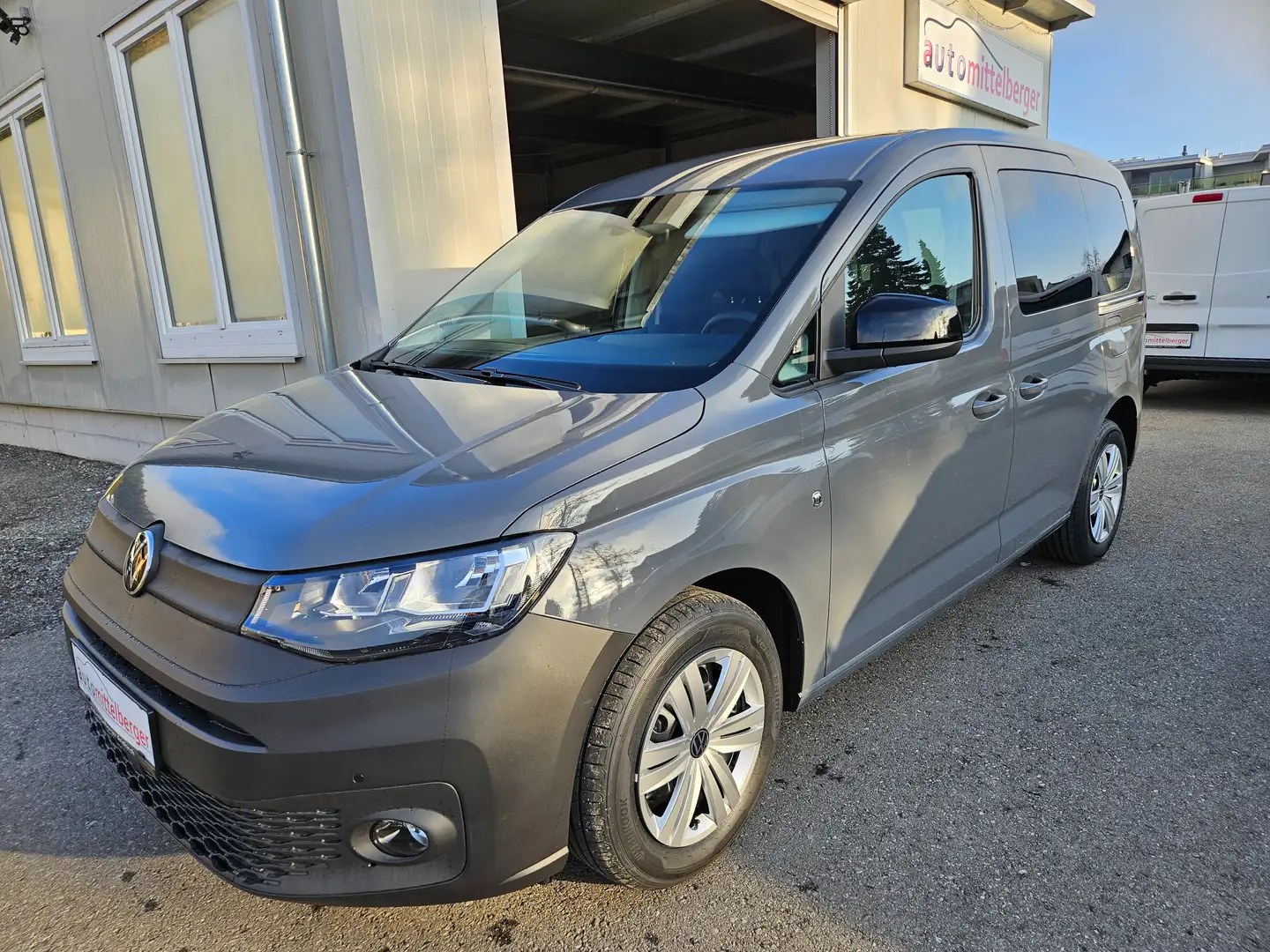 Volkswagen Caddy TDI 4Motion "AHV, Nebel, Winterpaket" Grau - 1