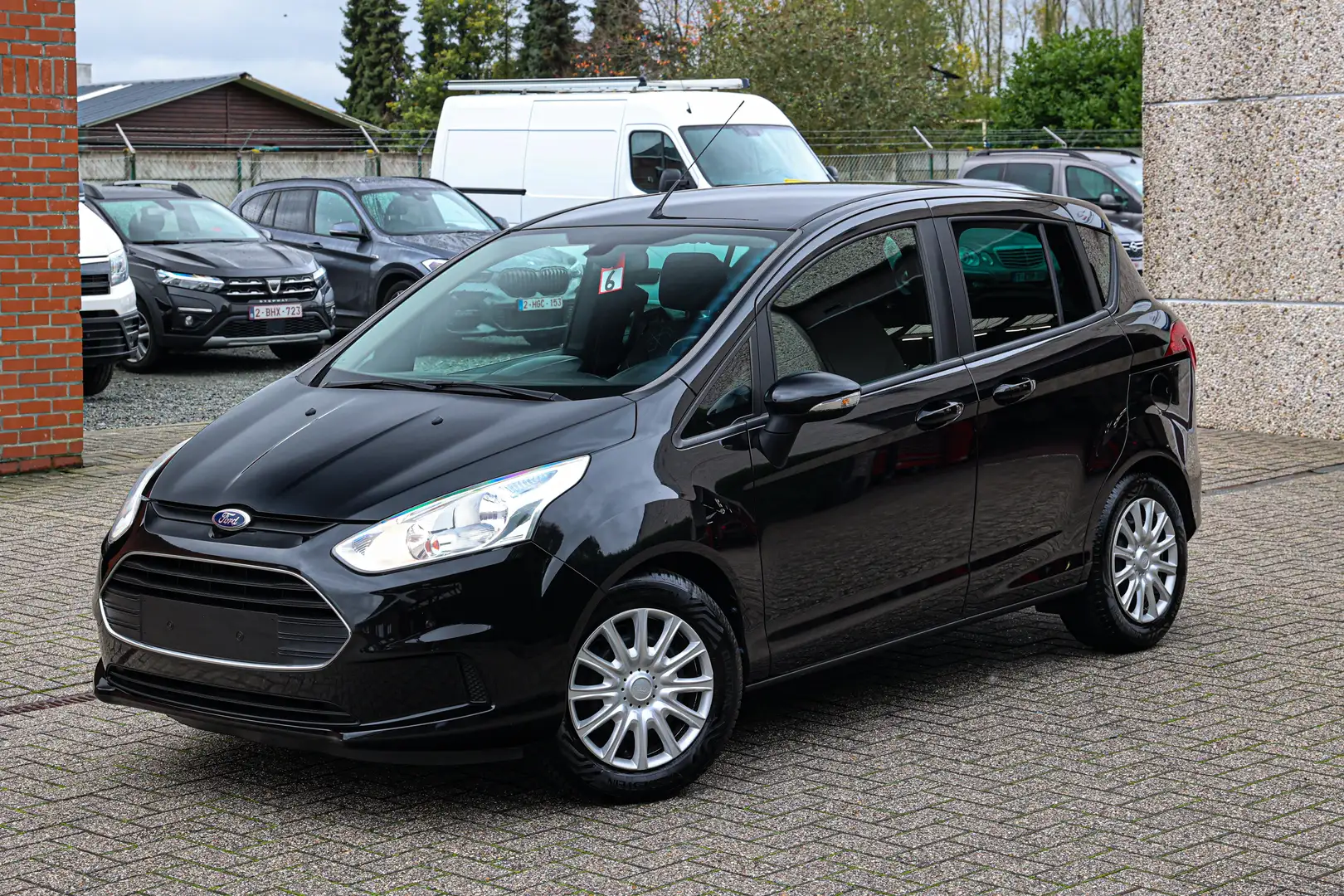 Ford B-Max DIGITALE-AIRCO*EERSTE-EIGENAAR*CRUISE-CONTROLE* Zwart - 1