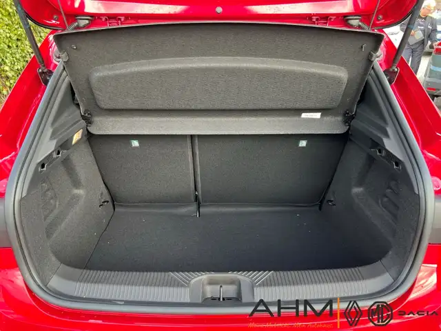 Renault Clio view 9