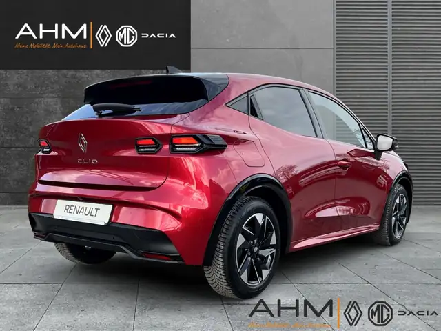 Renault Clio view 2