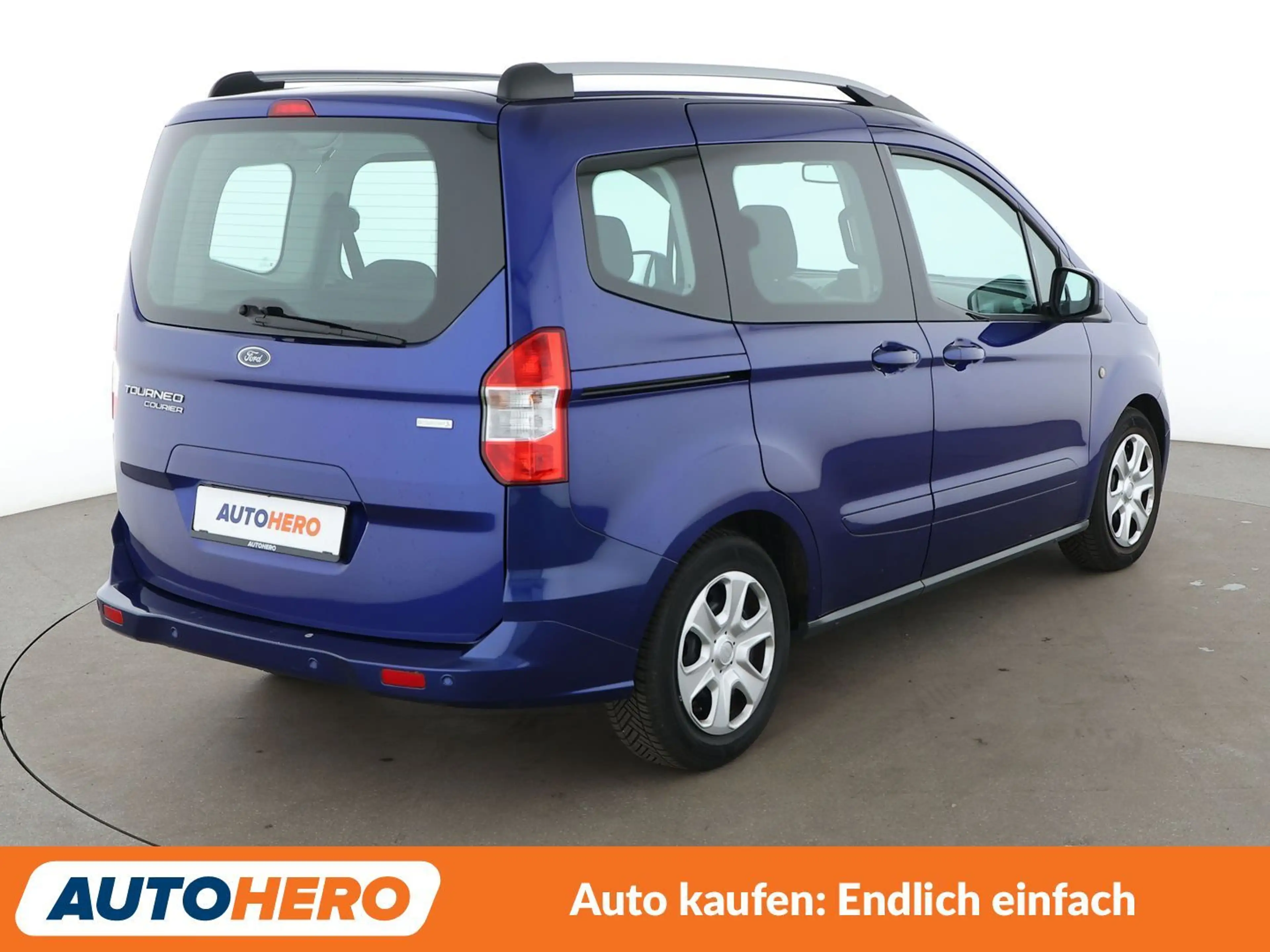 Ford Tourneo Courier 1.0 EcoBoost Trend *TEMPO*PDC*SHZ* — photo 6