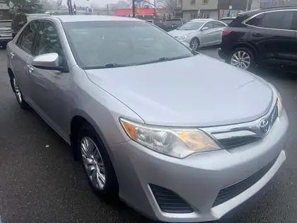 Silver 2012 Toyota Camry Sedan Front-Wheel Drive 6-Speed Automatic