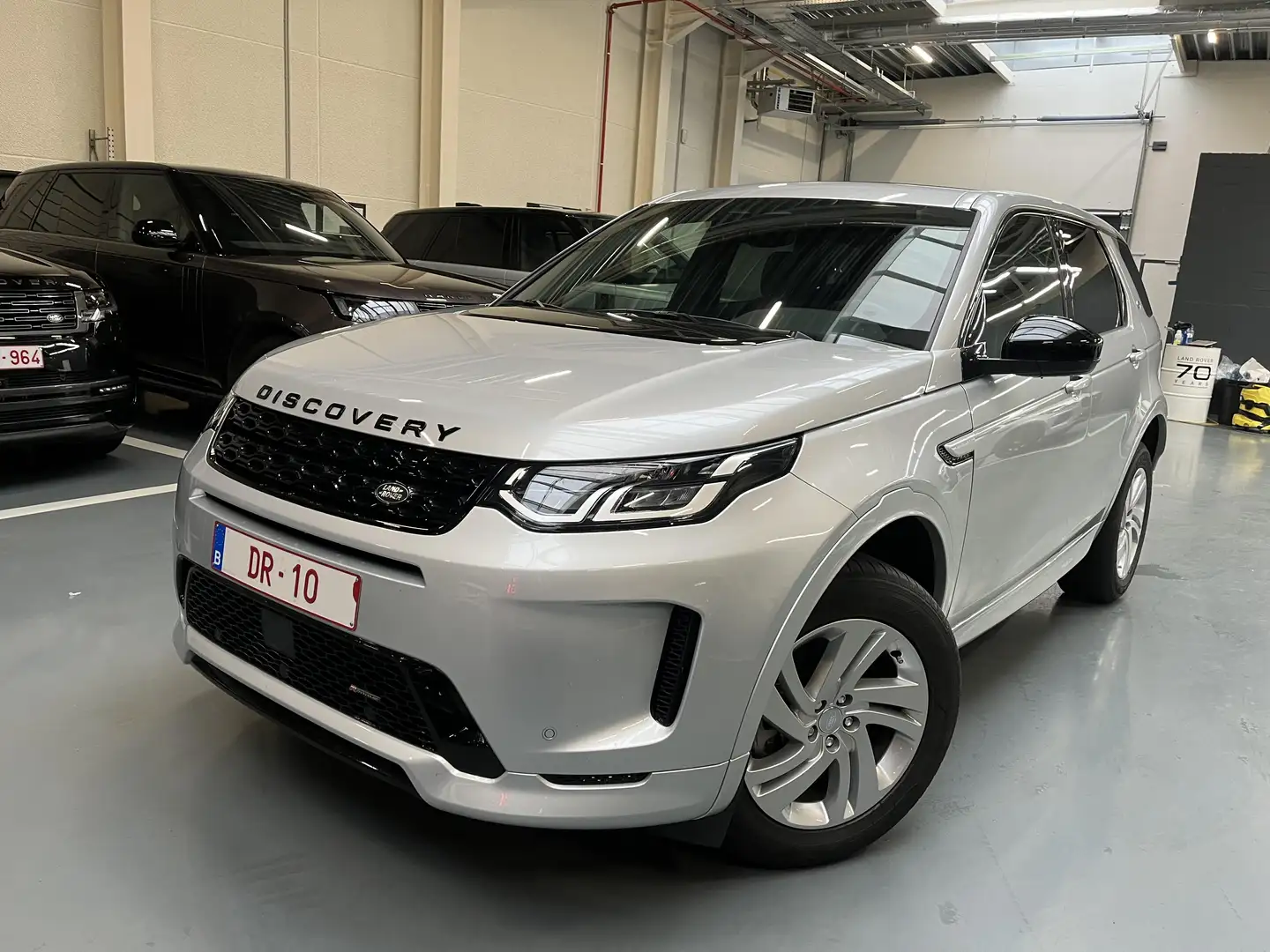 Land Rover Discovery Sport R-DYNAMIC S Zilver - 1