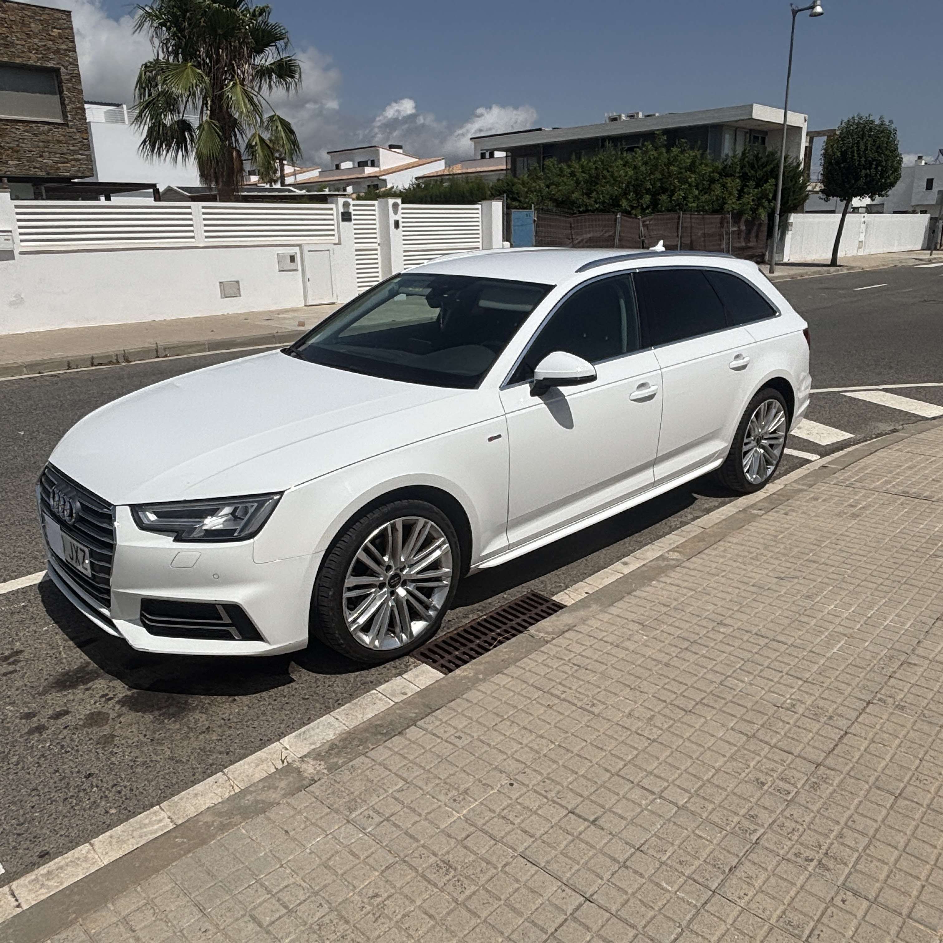Audi A4 Avant 2.0TDI Sport edition S tronic 110kW - foto 1