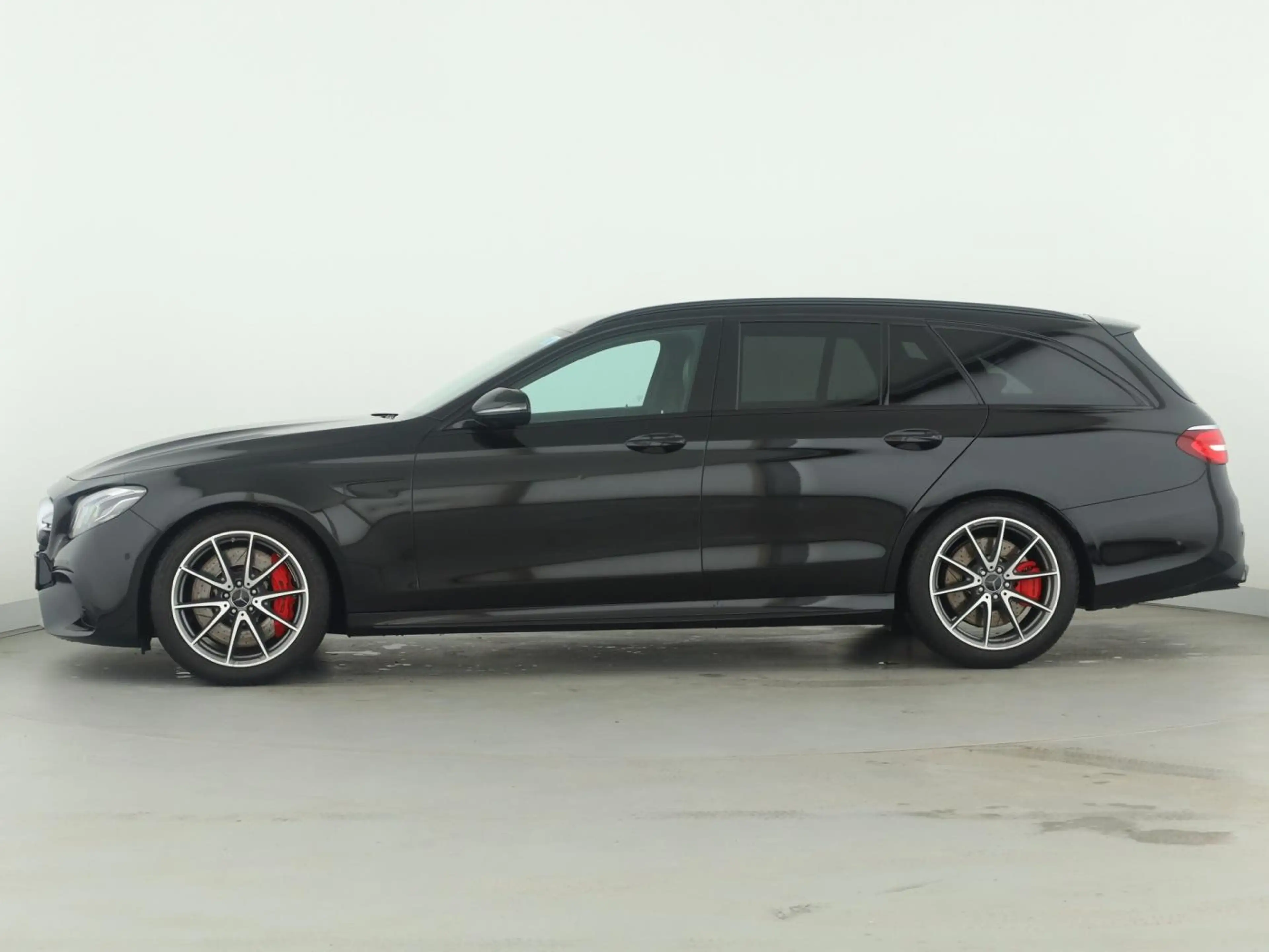 Mercedes-Benz E 63 AMG E 63 S AMG T 4M+ Multibeam*Standh*Burmester*360° — photo 7