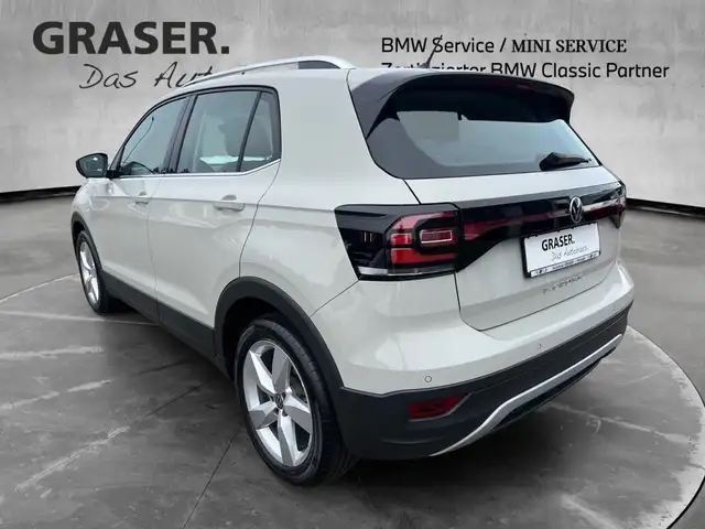 Volkswagen T-Cross view 4