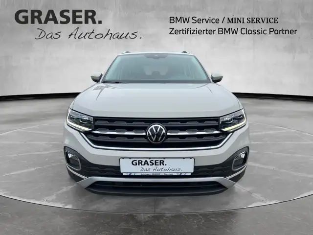 Volkswagen T-Cross view 10