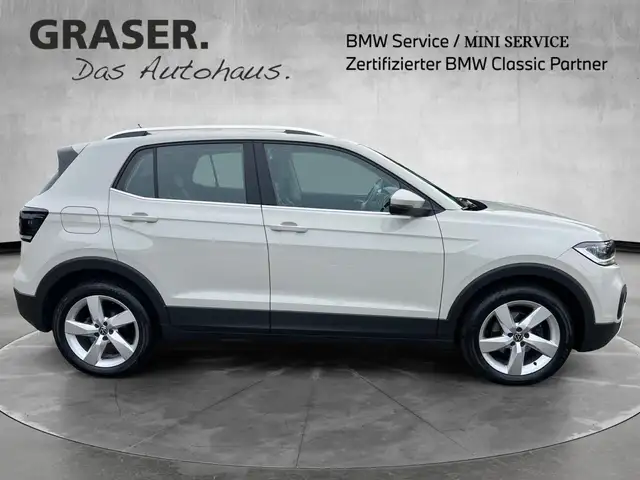 Volkswagen T-Cross view 8
