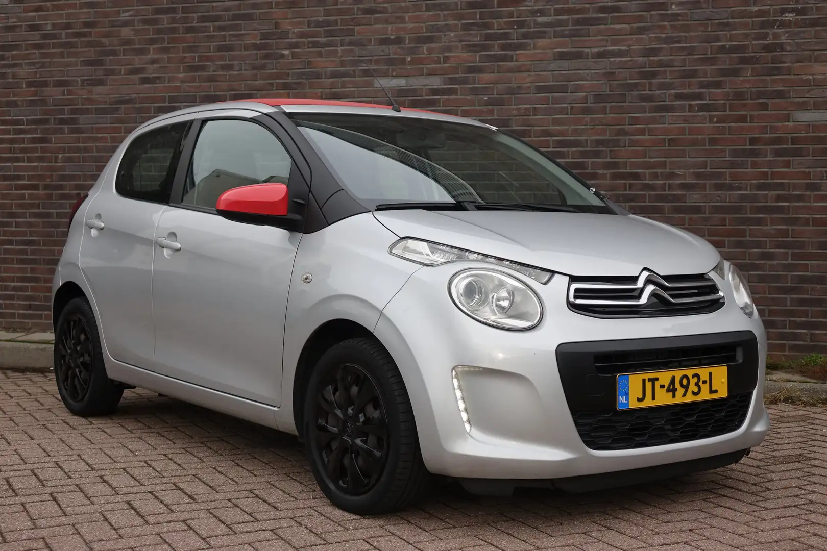 Citroen C1 1.0 e-VTi Airscape Feel Cabriotop, zeer nette auto Grau - 2