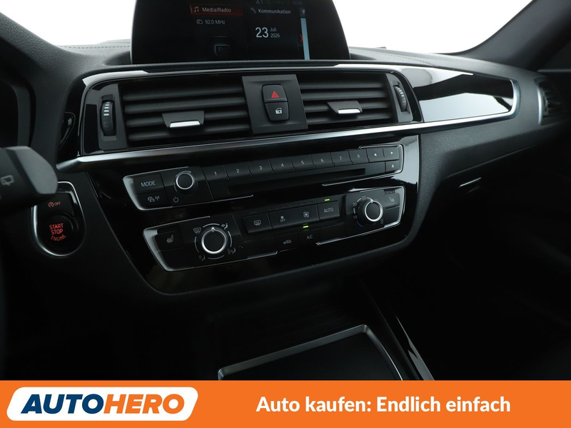 BMW 118 118i Sport Line Aut. *TEMPO*PDC*SHZ*KLIMA* — photo 22