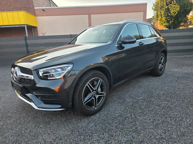 Mercedes-Benz GLC 200 d 4Matic AMG Line  AHK