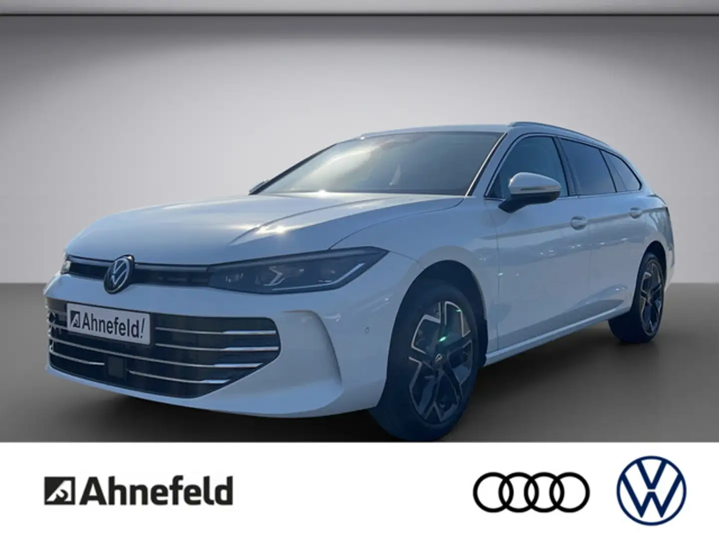Volkswagen Passat Variant Elegance 2.0 TDI SCR DSG Weiß - 1