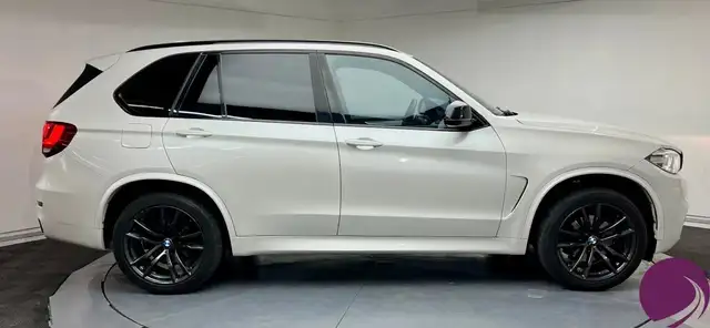 BMW X5 view 4