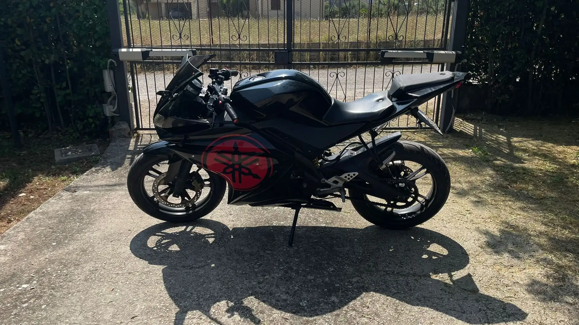 Yamaha YZF-R125 Negru - 2