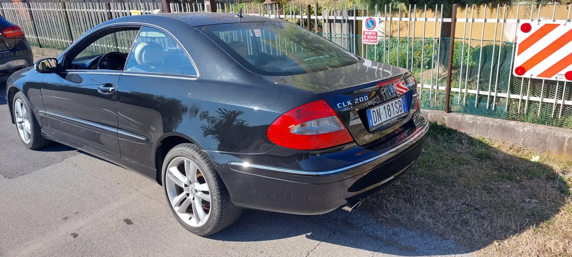 Mercedes-Benz CLK 200 CLK Coupe 200 k Avantgarde 184cv Noir - 2