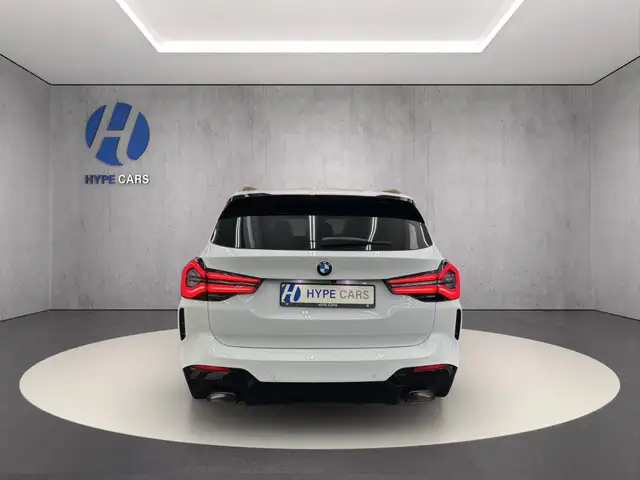 BMW X3 view 8