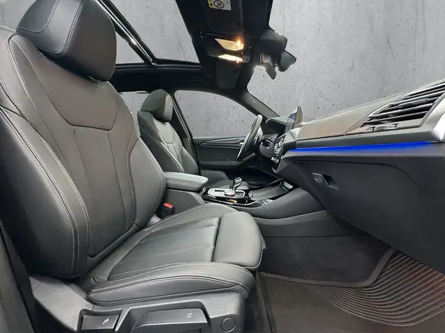 BMW X3 view 15