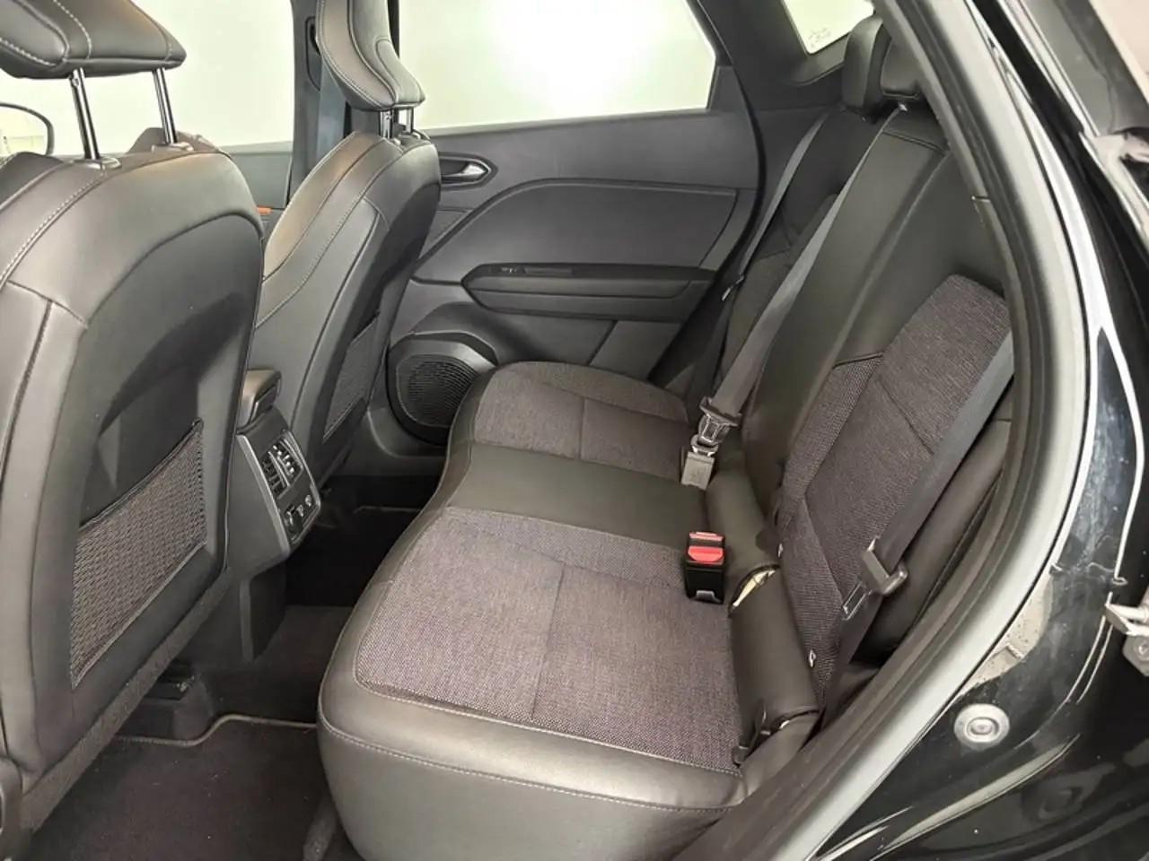 Renault Captur Captur 1.6 E-Tech Rive Gauche 145cv! PREZZO REALE 11