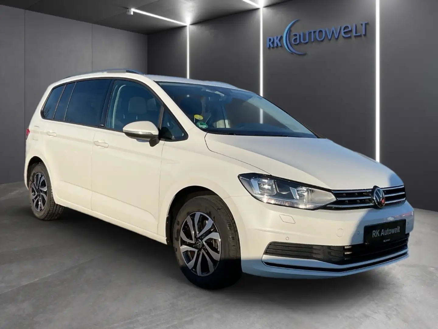 Volkswagen Touran Active 2.0 TDI Navi ACC Apple CarPlay Weiß - 2