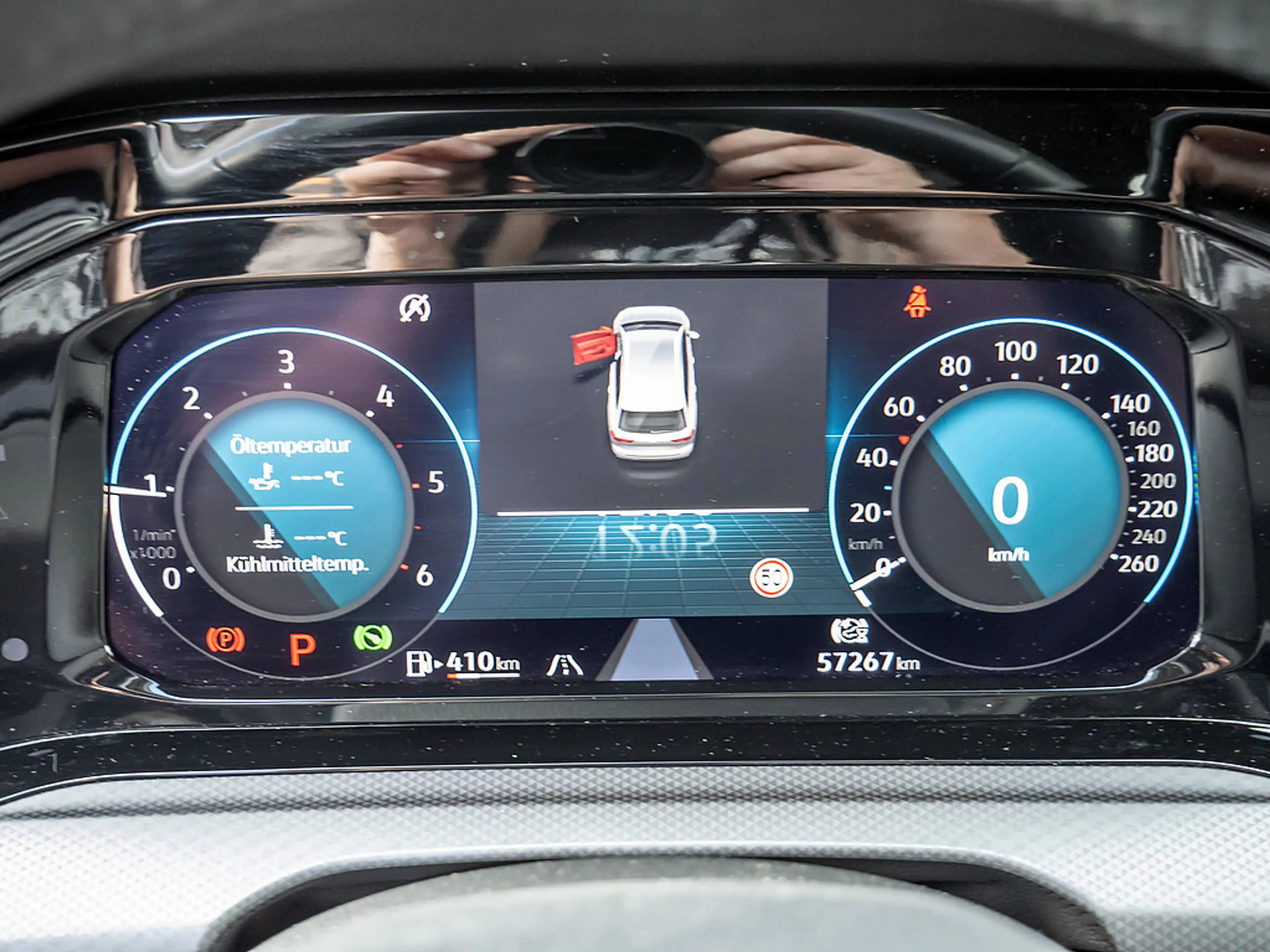 Volkswagen Golf VIII Variant 2.0 TDI Active SHZ NAVI LED — photo 14
