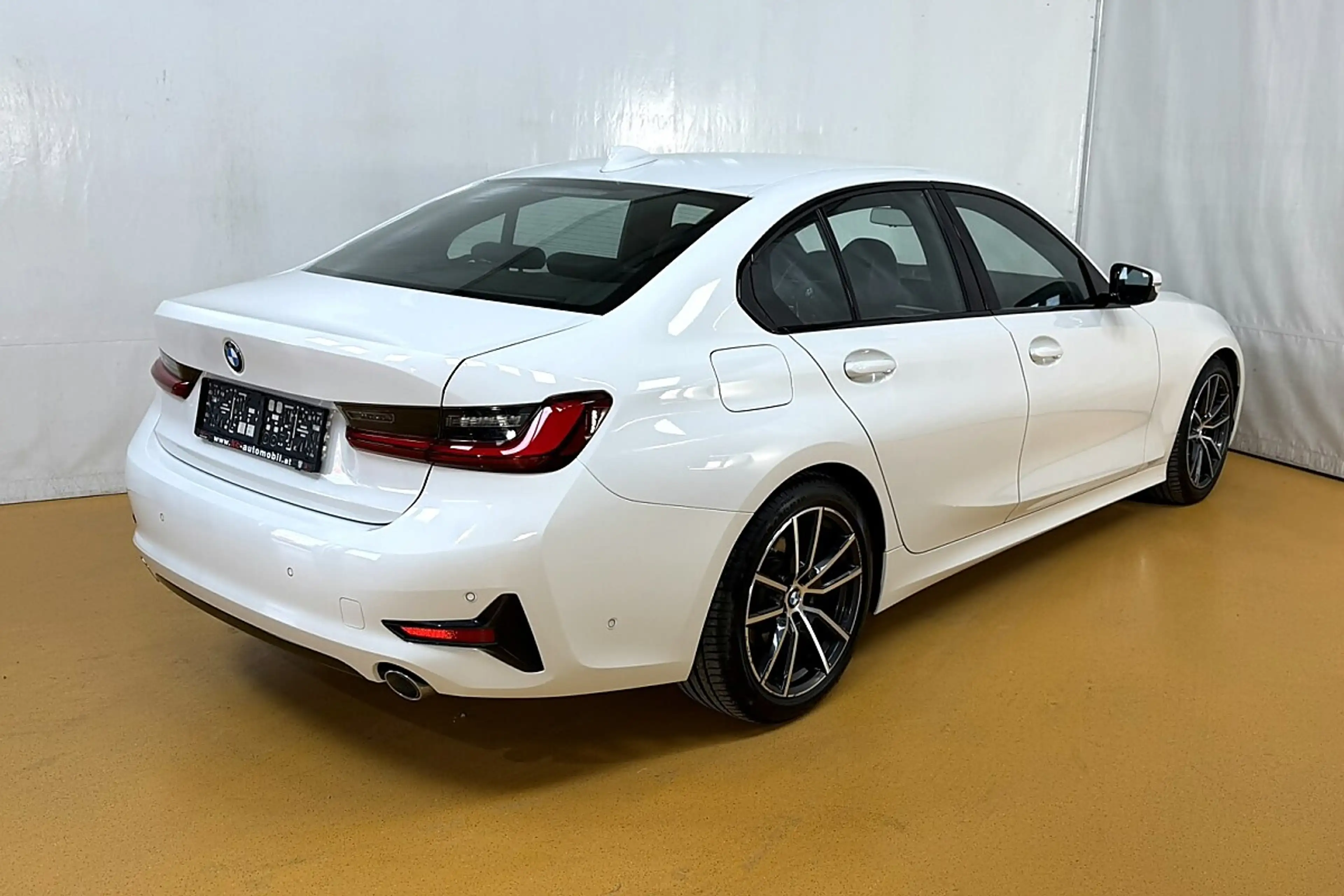 BMW 318 d Sportsize_Navi — photo 4