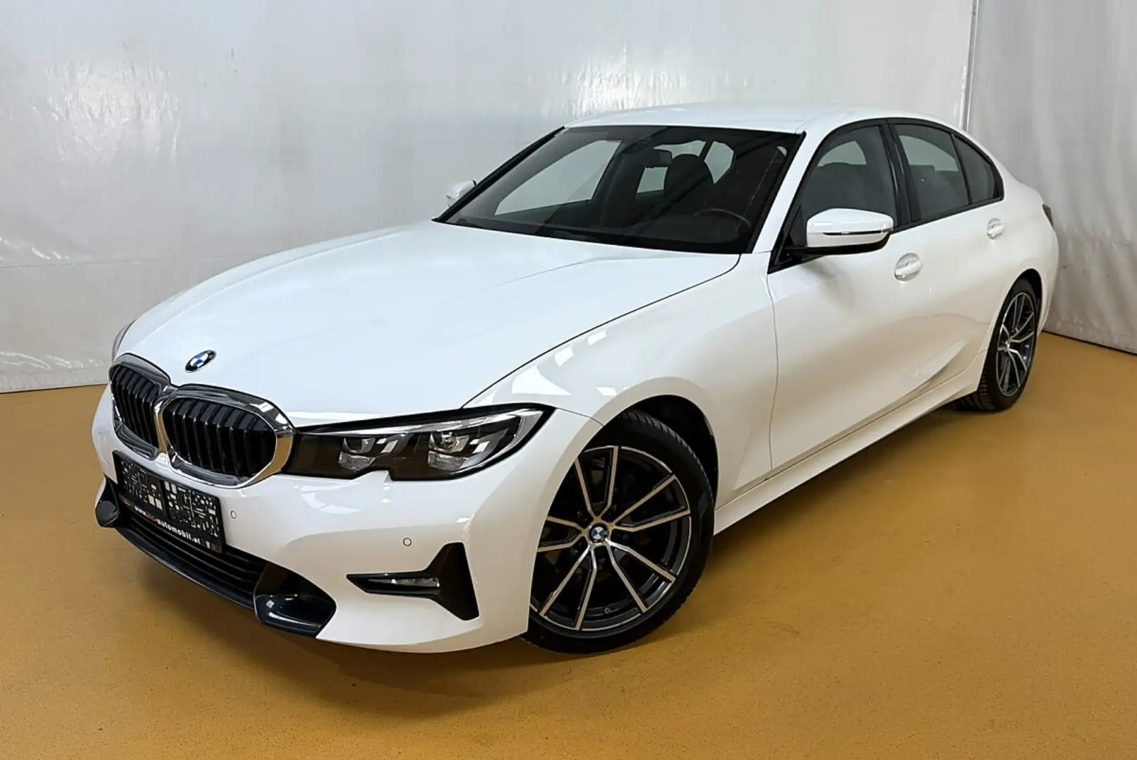 BMW 318 d Sportsize_Navi Weiß - 1