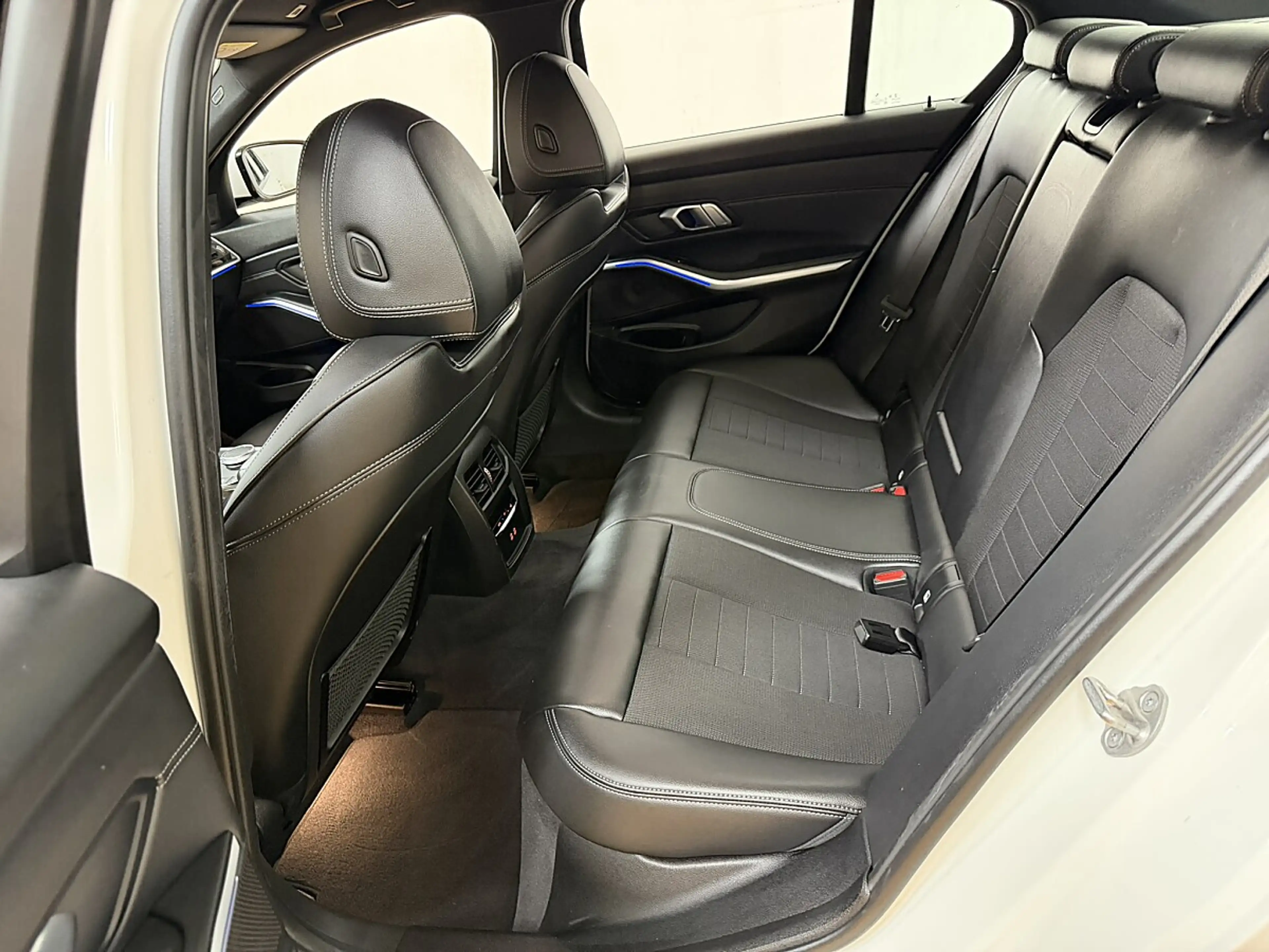 BMW 318 d Sportsize_Navi — photo 6