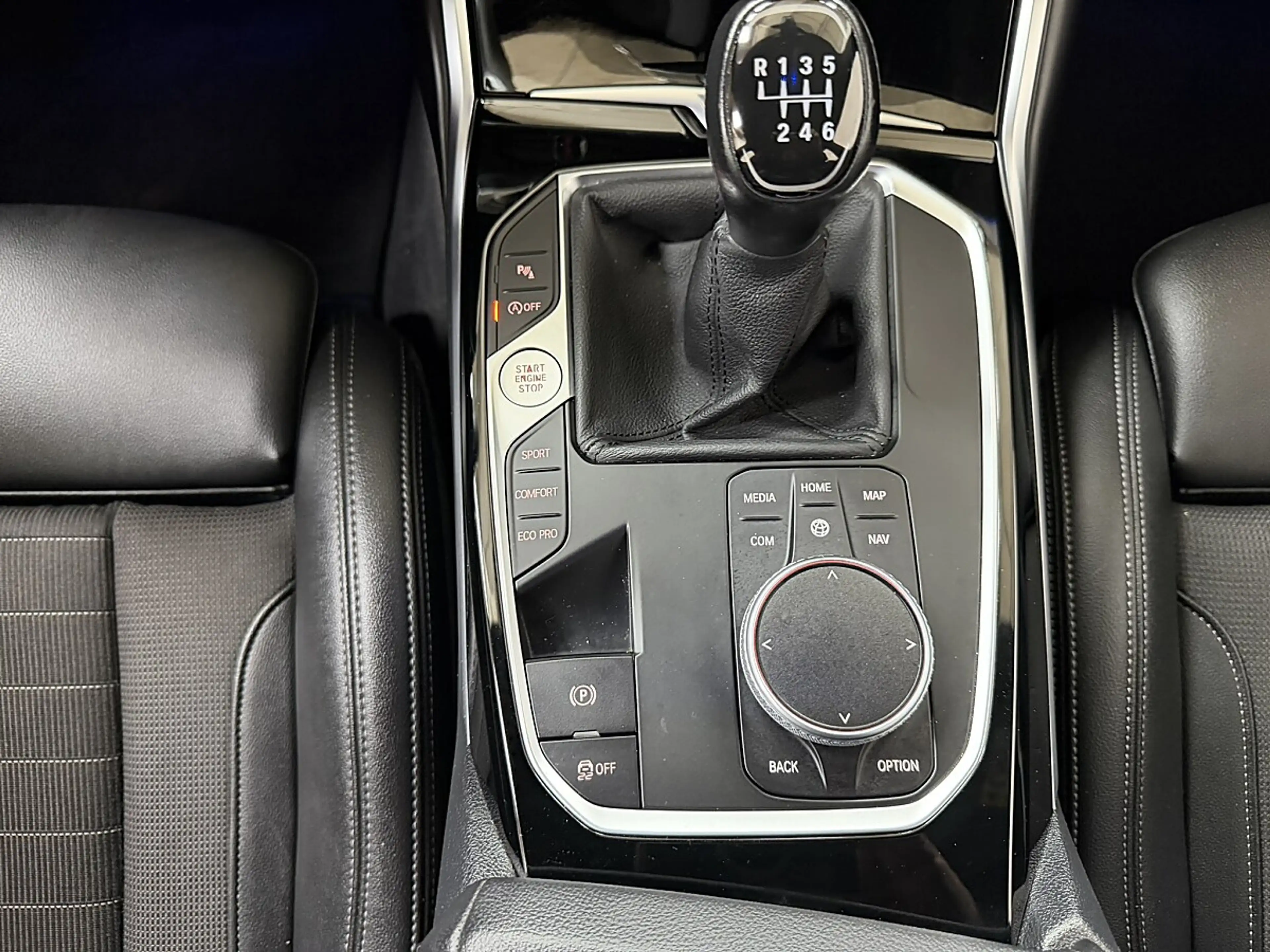 BMW 318 d Sportsize_Navi — photo 21