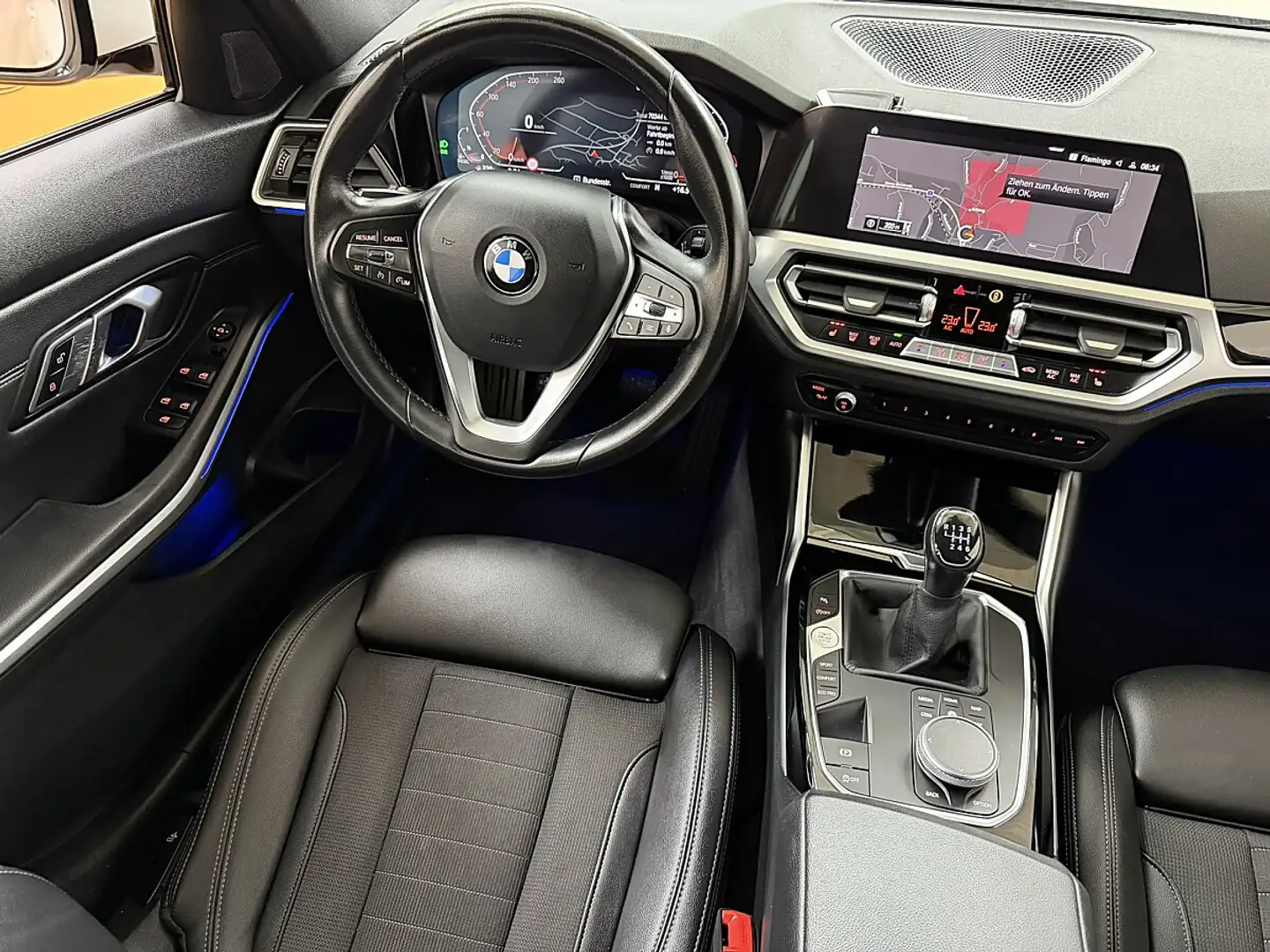 BMW 318 d Sportsize_Navi Weiß - 2