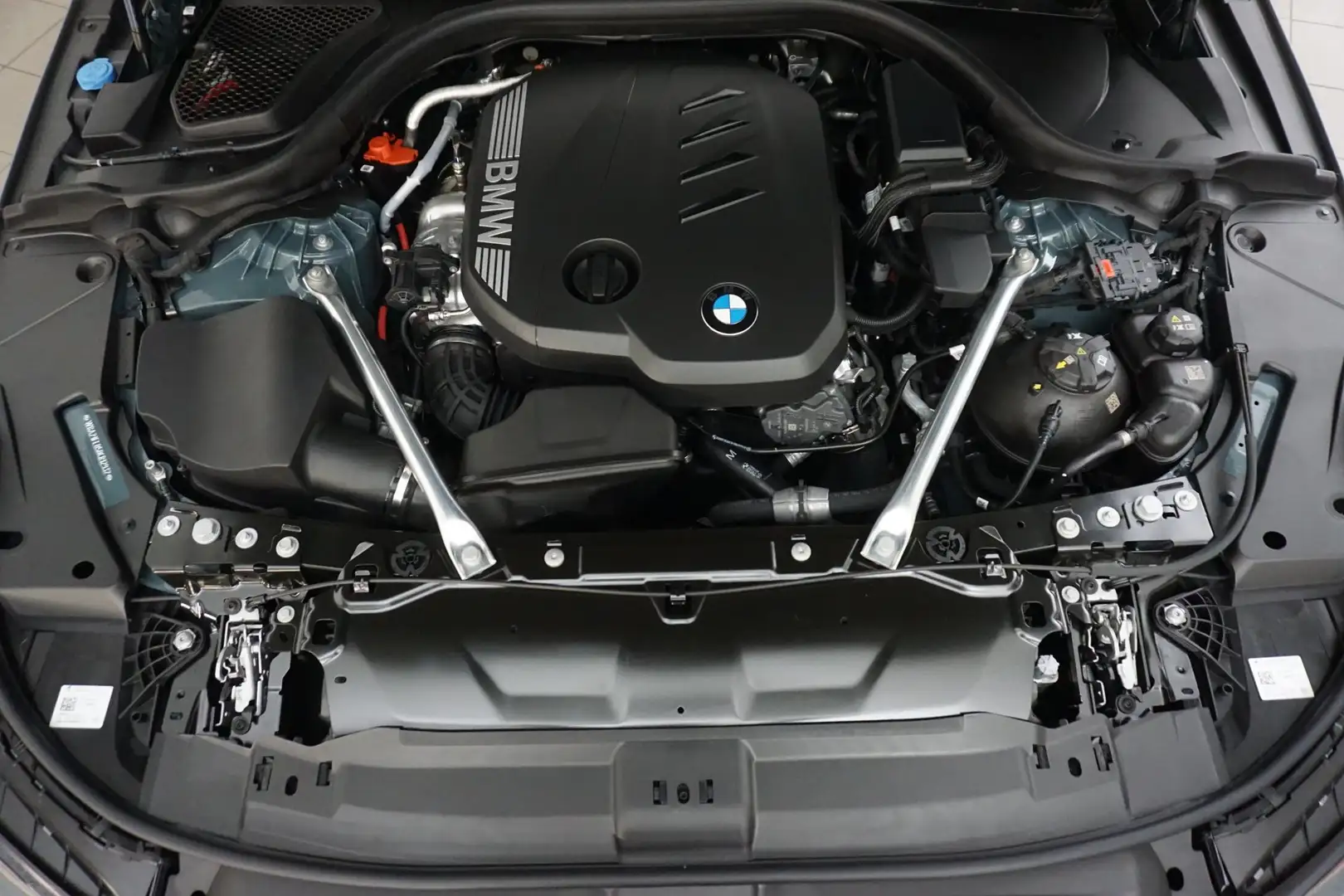 BMW 520 520d xDrive Grün - 2