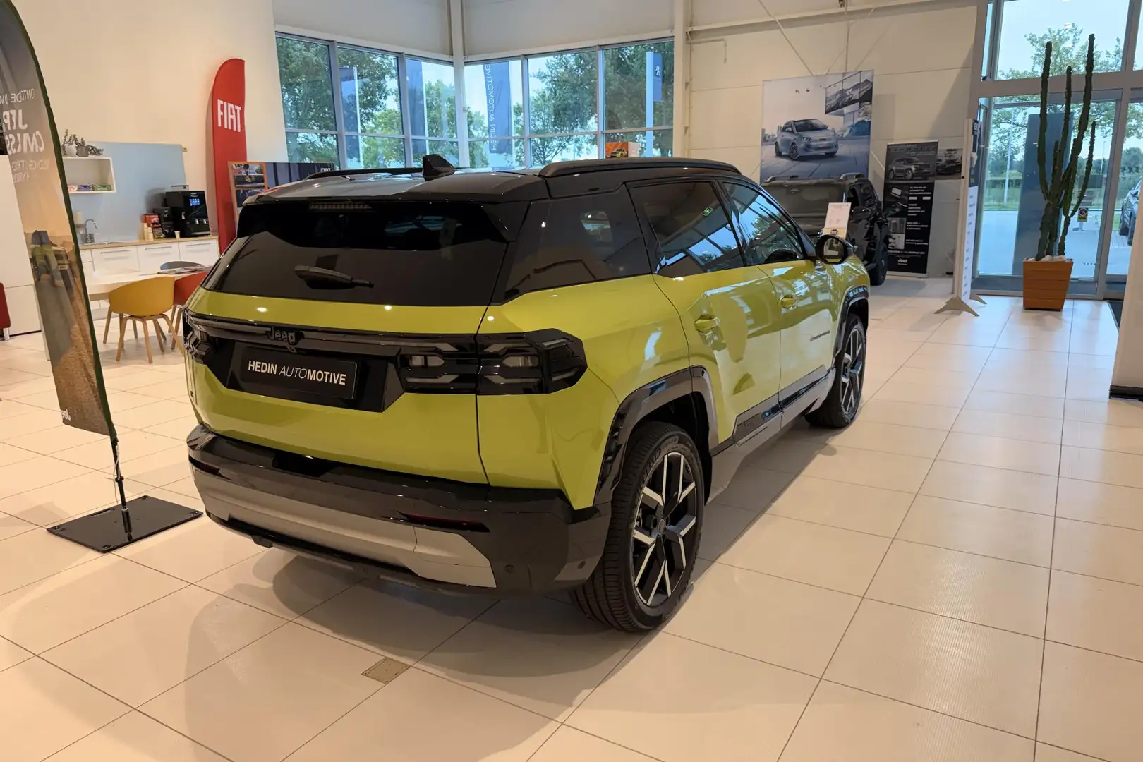 Jeep Compass First Edition 74 kWh | Nu bij ons te bestellen! | Geel - 2