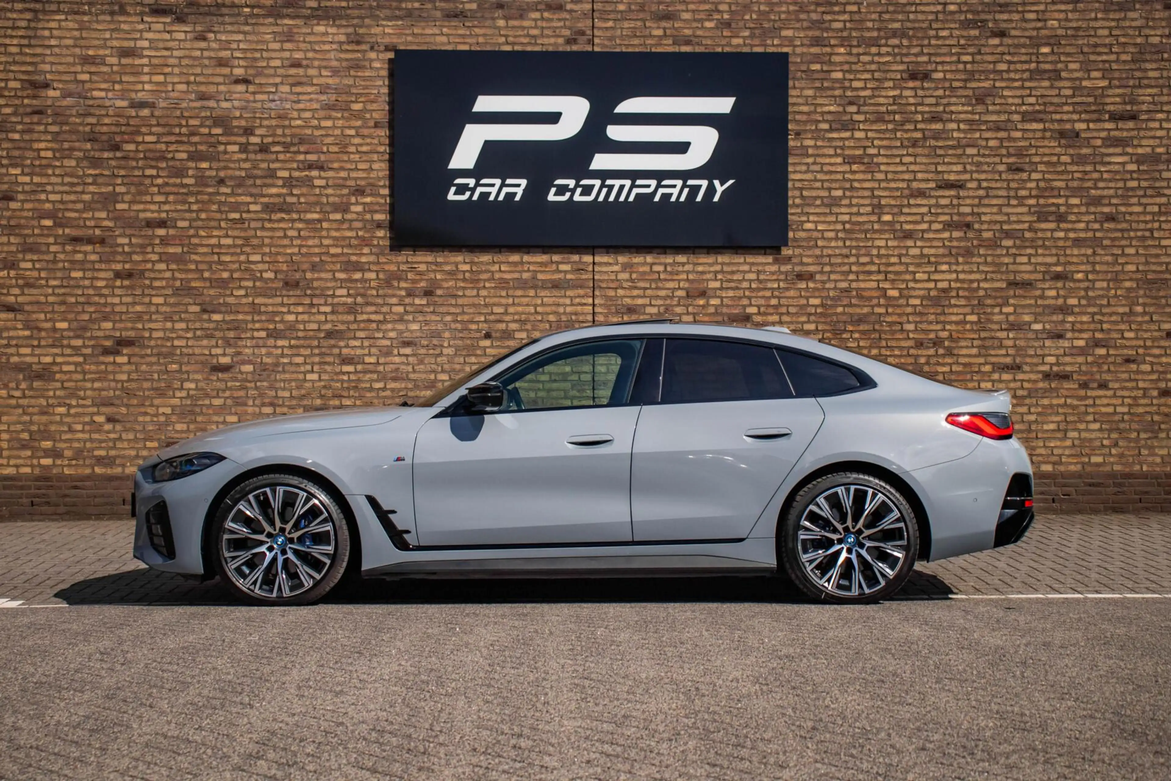 BMW i4 M50 High Executive 84 kWh, SOH 95%, Pano, Leder,La — photo 3