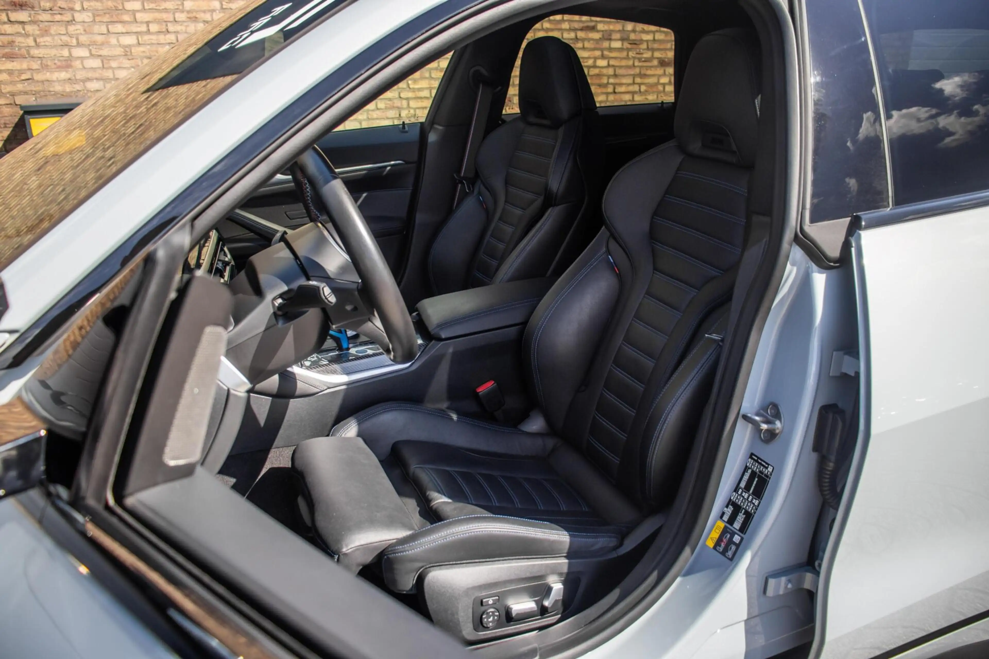 BMW i4 M50 High Executive 84 kWh, SOH 95%, Pano, Leder,La — photo 12